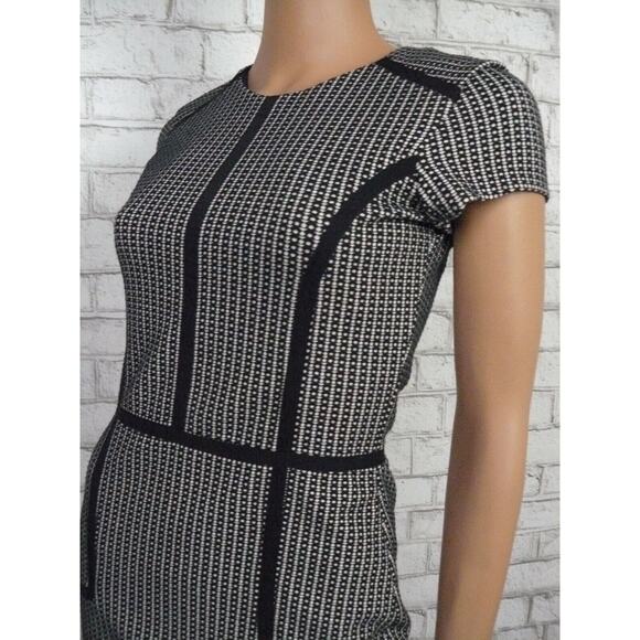 $253 Parker Black Ivory Jacquard Knit Dia Sheath Dress with Piping Small NWT - Picture 7 of 9